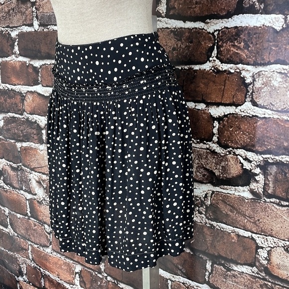 Max Studio Skirt Black White Polka Dots Full Short Size Small - Picture 7 of 13